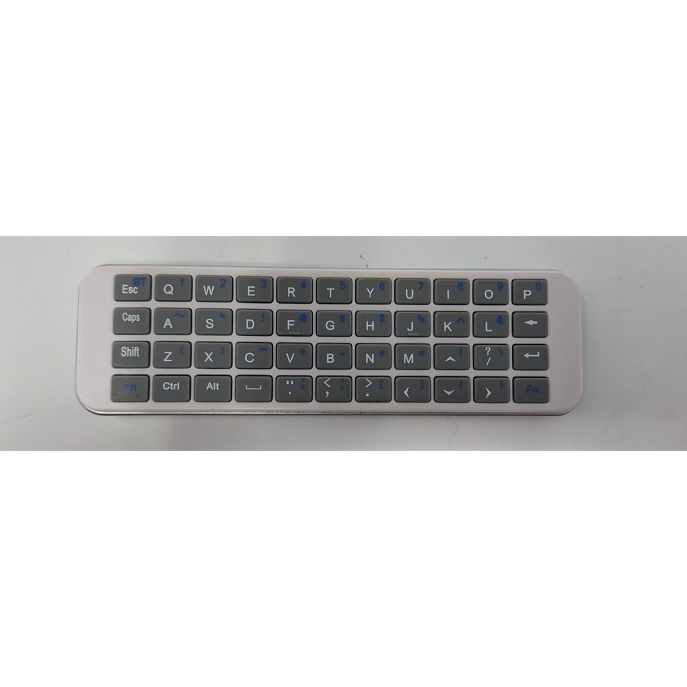 iPazzPort KP-810-30B Mini Wireless Keyboard Remote + Silicone Case Gray